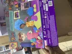 Karma's World Slumber Party, 15-Pieces 2 Dolls Accessories