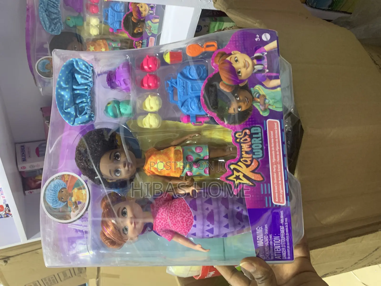 Karma's World Slumber Party, 15-Pieces 2 Dolls Accessories