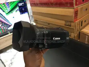 Canon Legria HF S21E: Your Story, Your Way