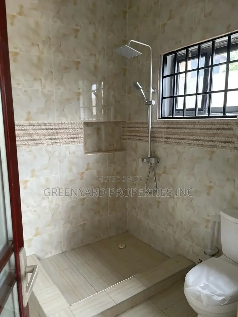 4bdrm House in Ogbojo, East Legon for rent