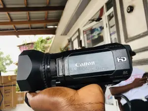 Affordable Canon LEGRIA HF S21 Digital Camcorder - Black.