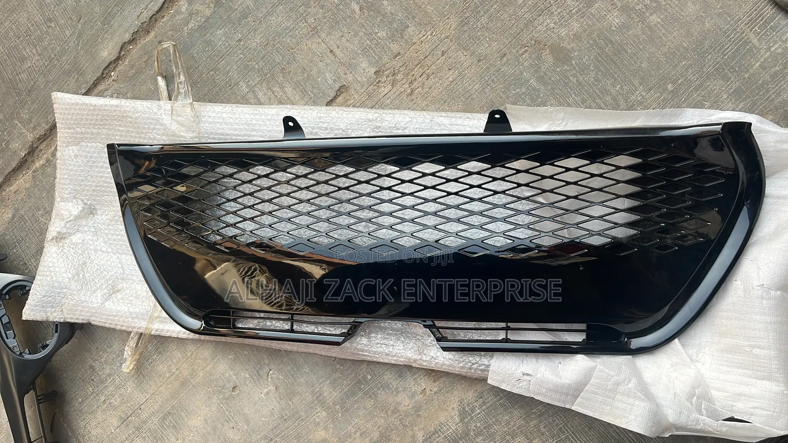Corolla 2018 Se Bumper Grille