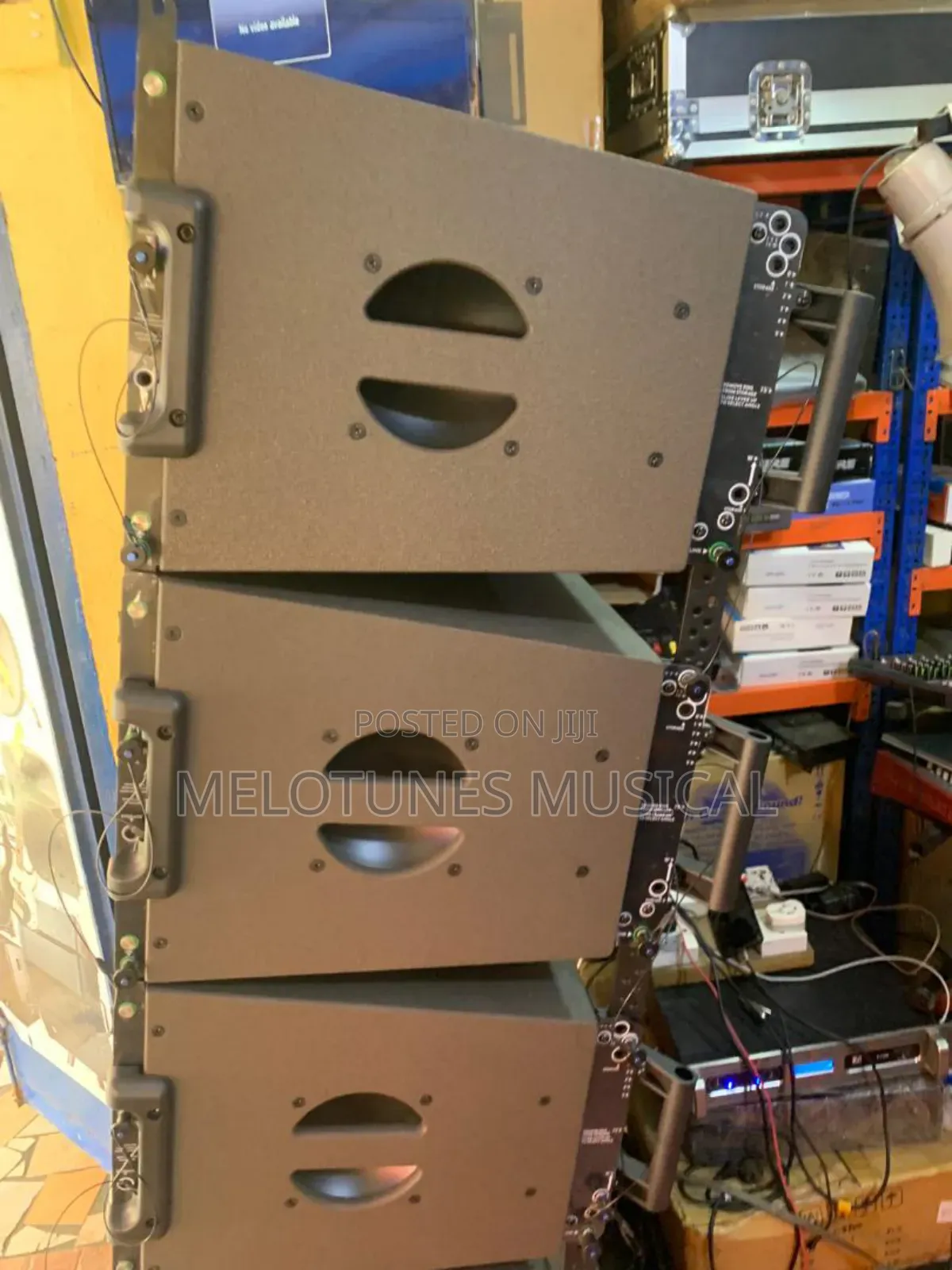 2pairs of Kara 12inches Line Array Speakers (12inches)
