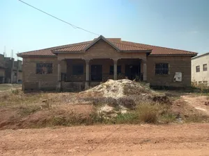 Photo - 9bdrm House in Sokoban Odaso, Kumasi Metropolitan for sale