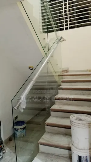 Bolted Staircase Balustrade With Railing Support System.