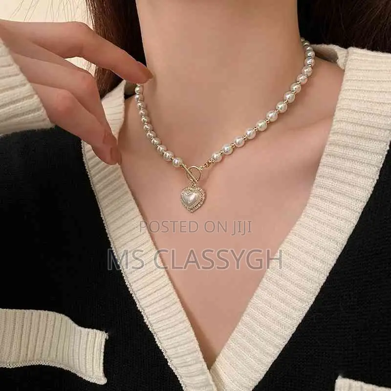 Elegant Pearl Necklace Heart Pendant Necklaces Luxury Imitat