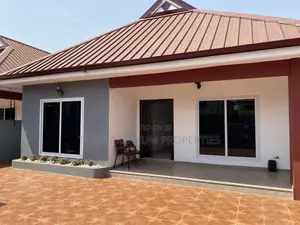 3bdrm Block of Flats in East Legon Ogbojo for sale