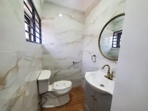 2bdrm Apartment in Dansoman, Afoko Foto for rent