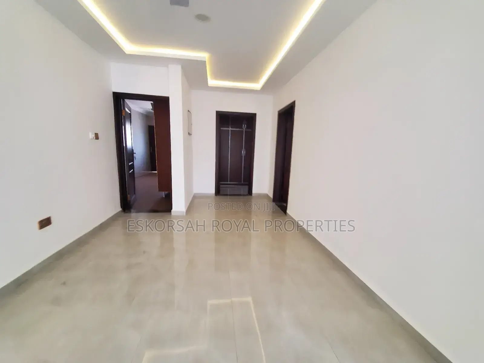 2bdrm Apartment in Dansoman, Afoko Foto for rent