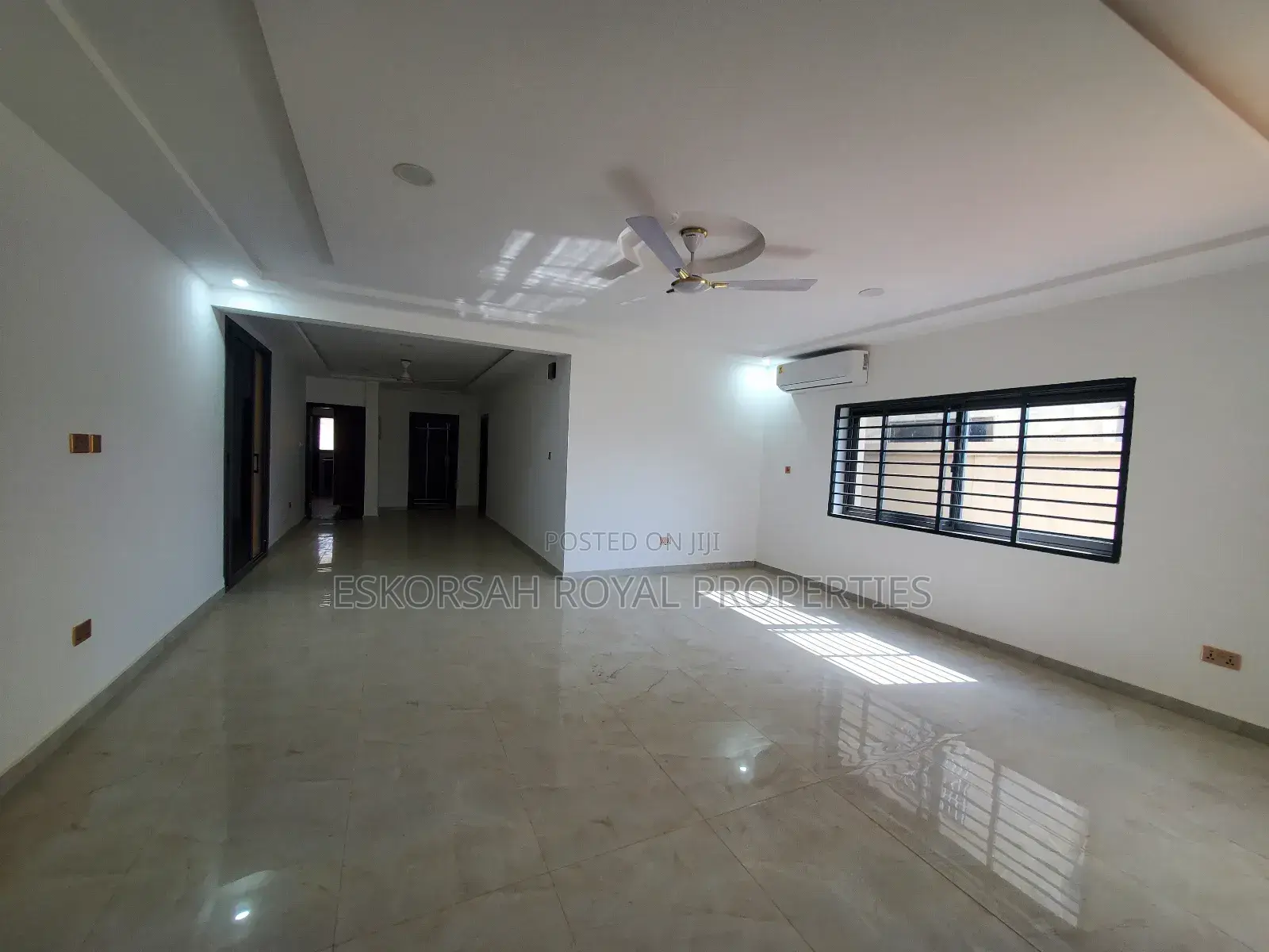 2bdrm Apartment in Dansoman, Afoko Foto for rent