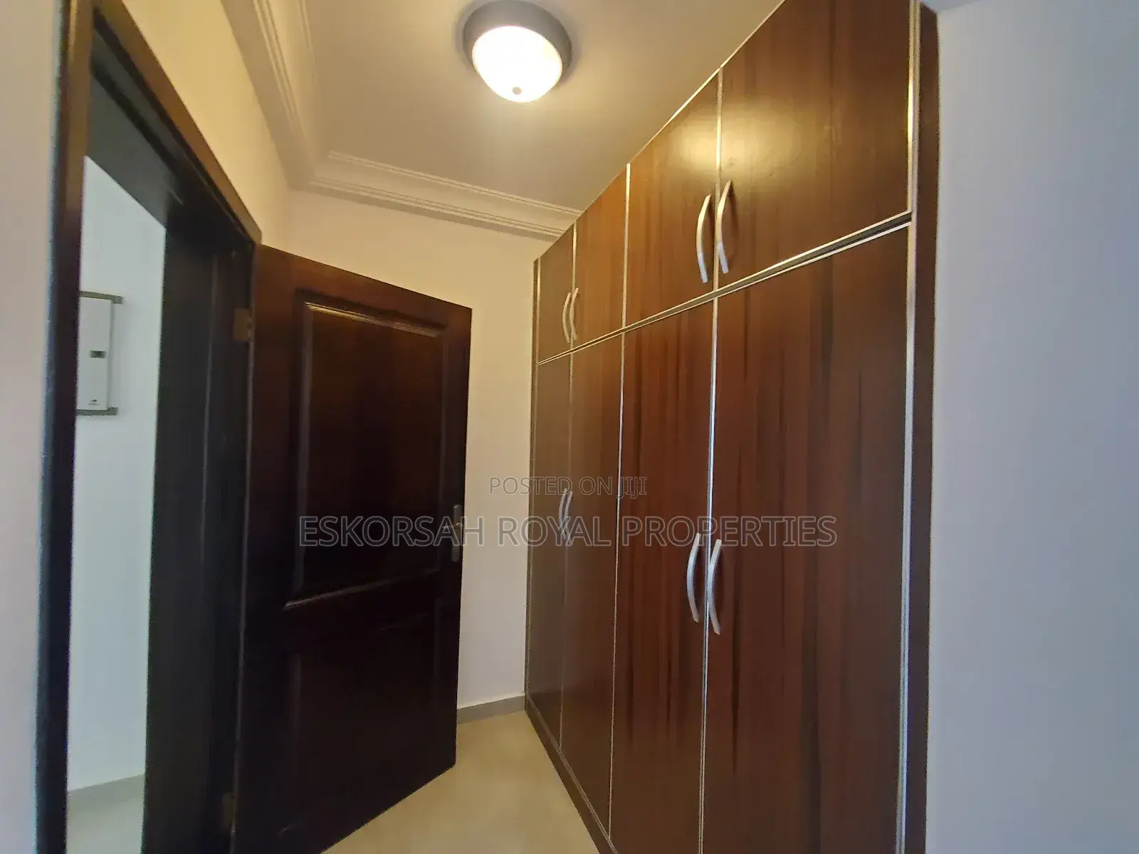 2bdrm Apartment in Dansoman, Afoko Foto for rent