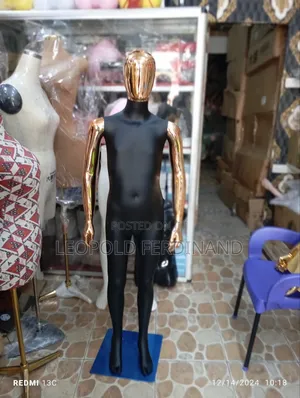Adolescent Black Rose Gold Head and Hands Mannequins