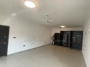 5bdrm House in Adenta for rent