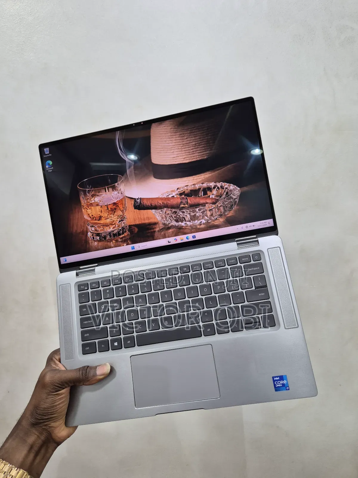 Laptop Dell Latitude 9520 16GB Intel Core I7 SSD 256GB