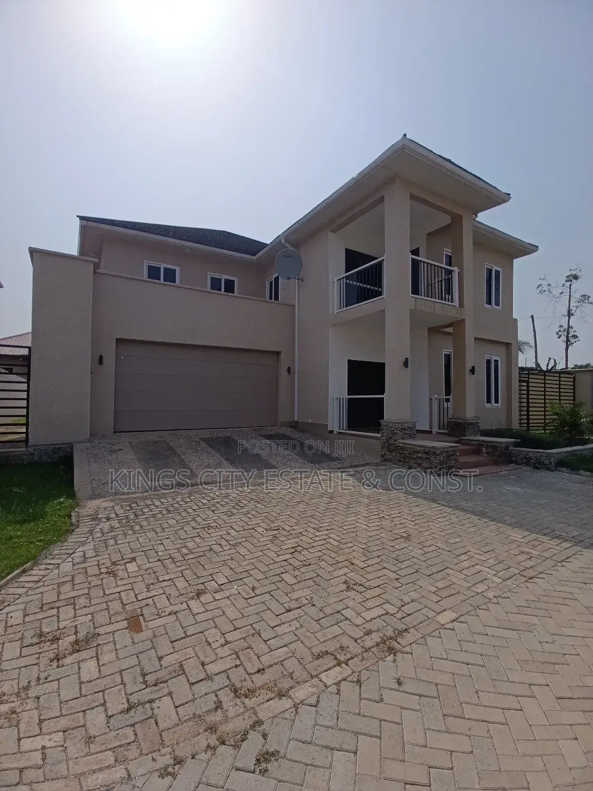 5bdrm House in Dvla/Set-Light, Amasaman for sale