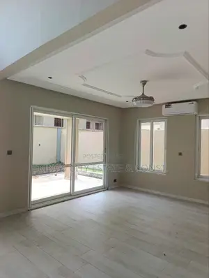 5bdrm House in Dvla/Set-Light, Amasaman for sale