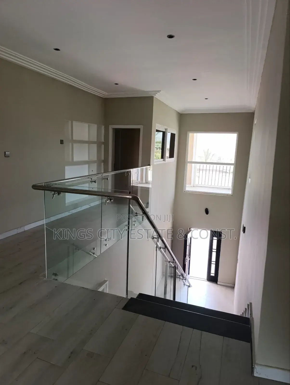 5bdrm House in Dvla/Set-Light, Amasaman for sale