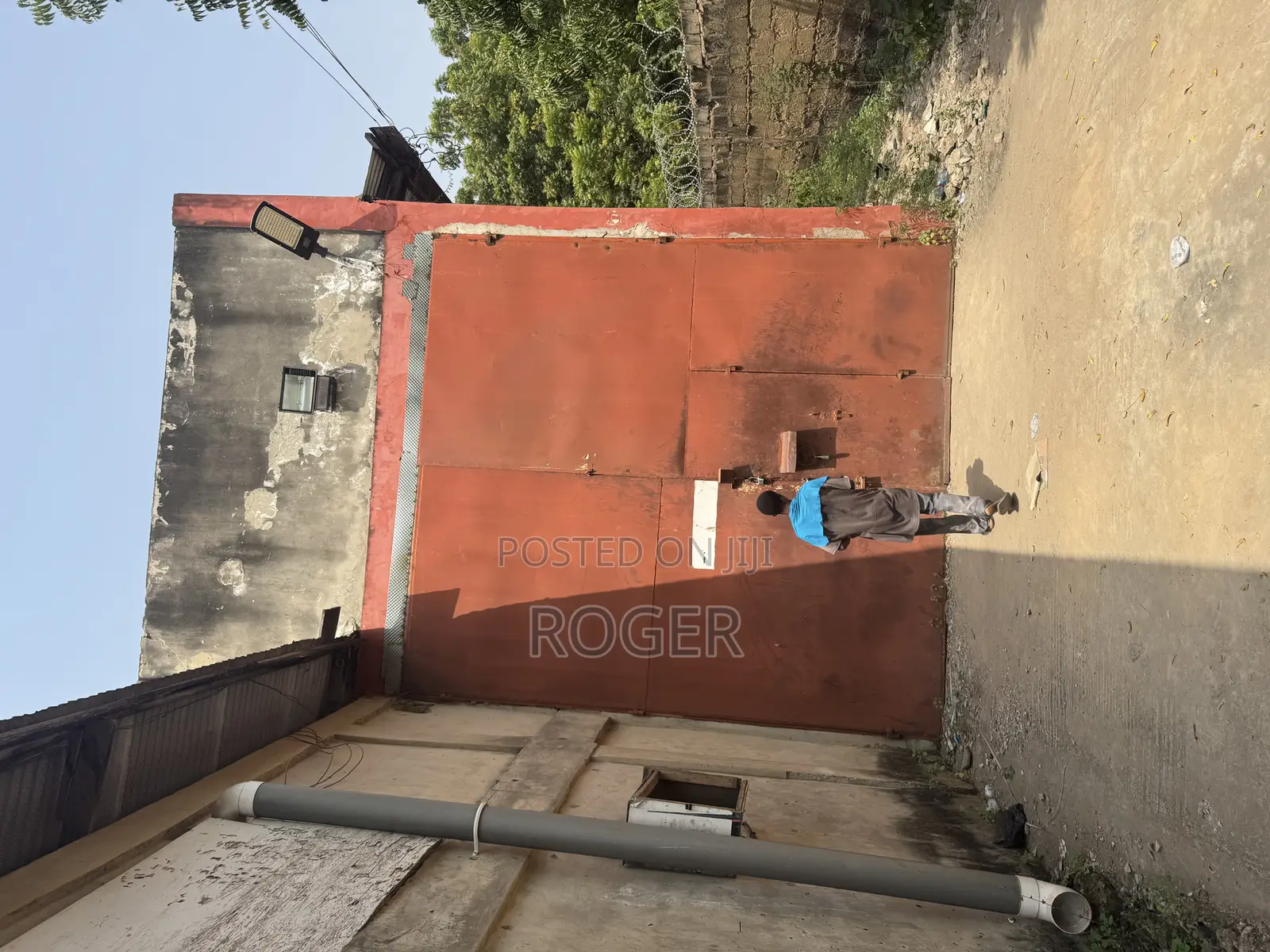 1100 Square Meter Warehouse for Rent at Abelemkpe