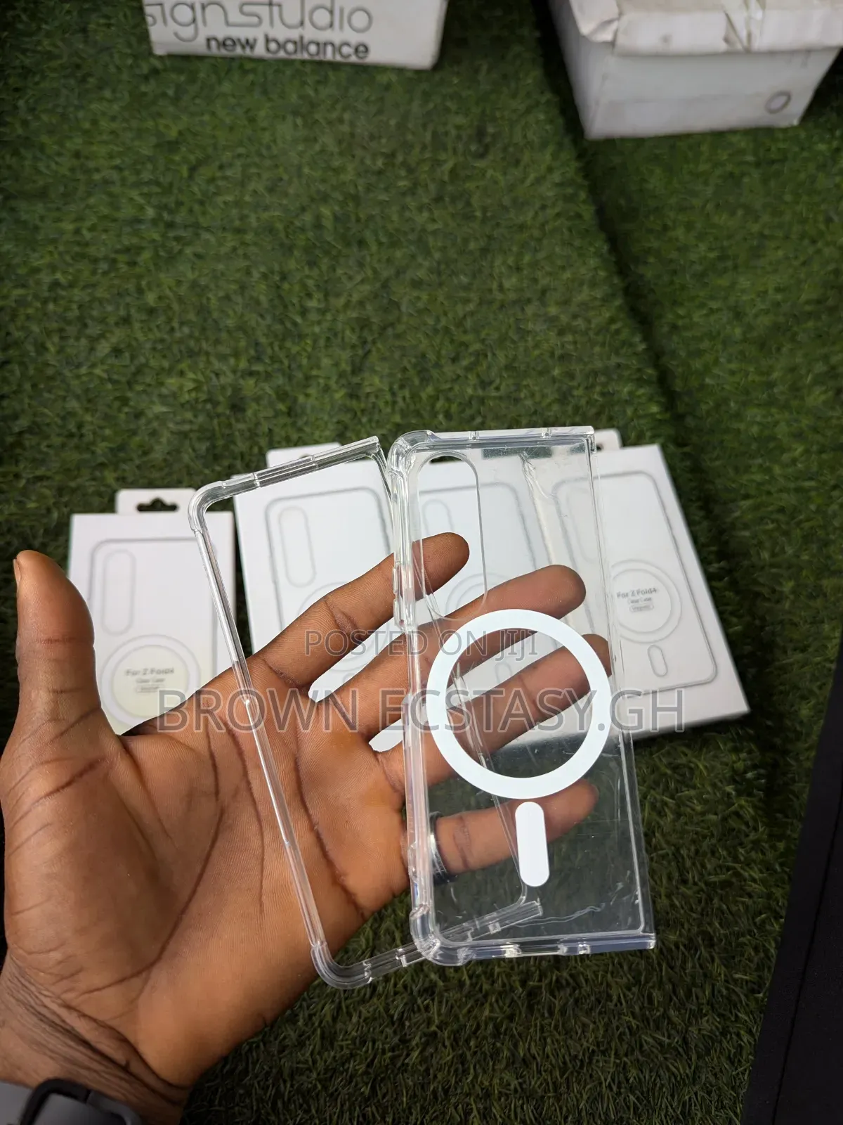 Z Fold 3 and 4 Transparent Case (Magsafe Support)