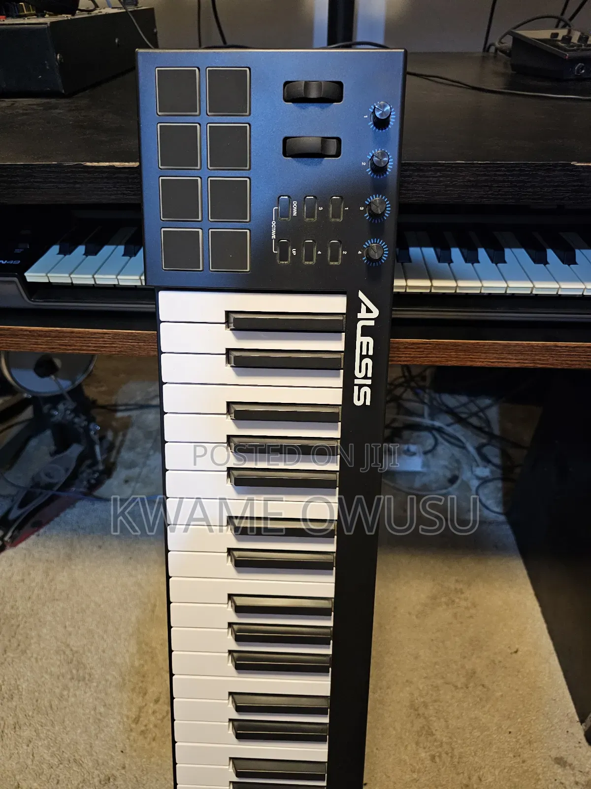 Alesis V61 USB Midi Keyboard