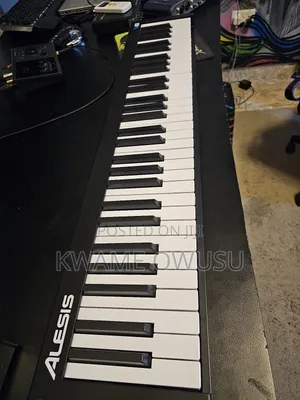 Alesis V61 USB Midi Keyboard