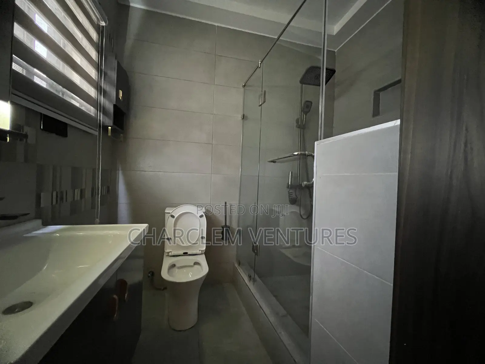 4bdrm House in Charclem Ventures, Accra Metropolitan for rent