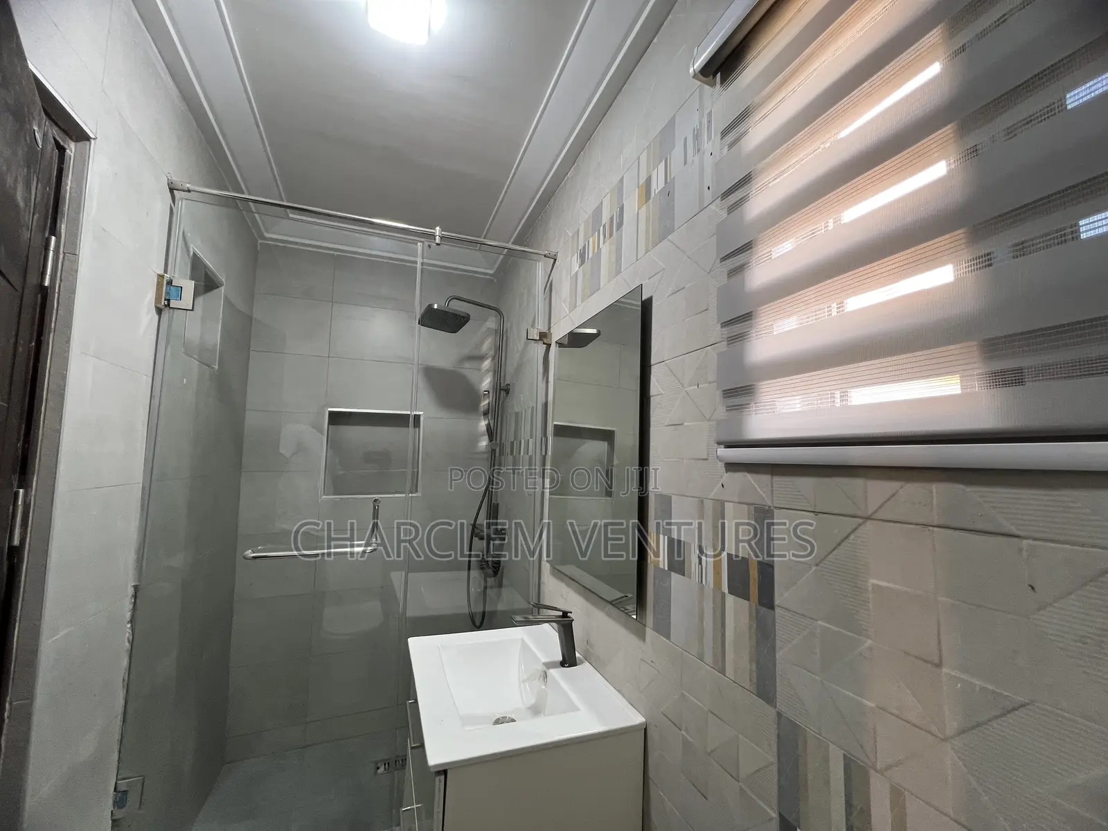 4bdrm House in Charclem Ventures, Accra Metropolitan for rent
