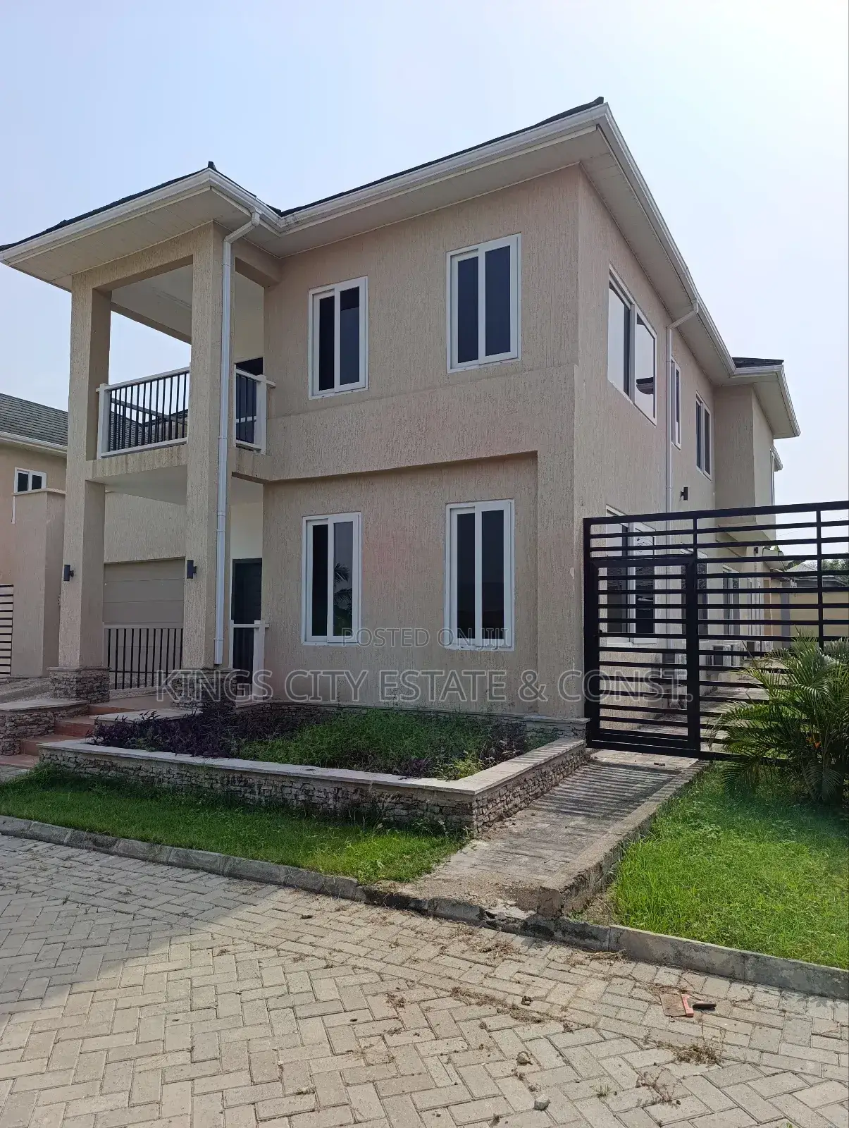 15bdrm House in Amasaman-Dvla, Ga West Municipal for sale