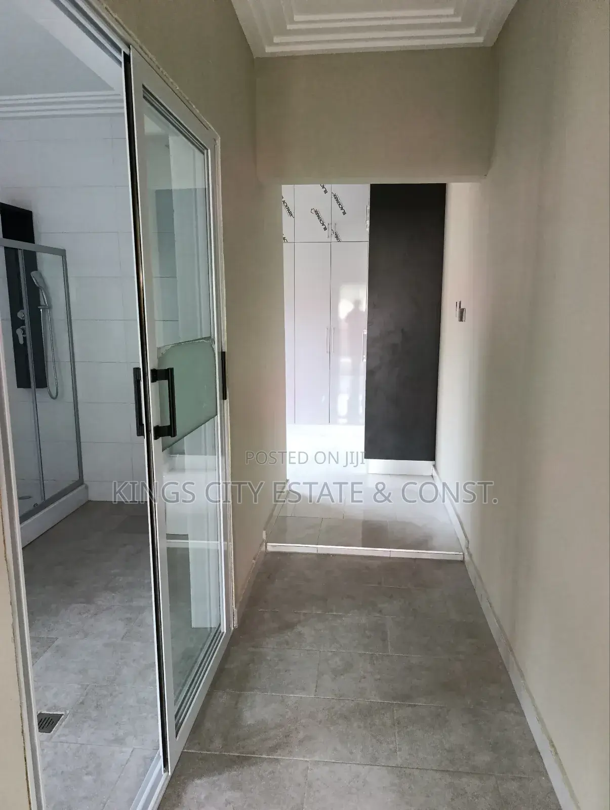 15bdrm House in Amasaman-Dvla, Ga West Municipal for sale