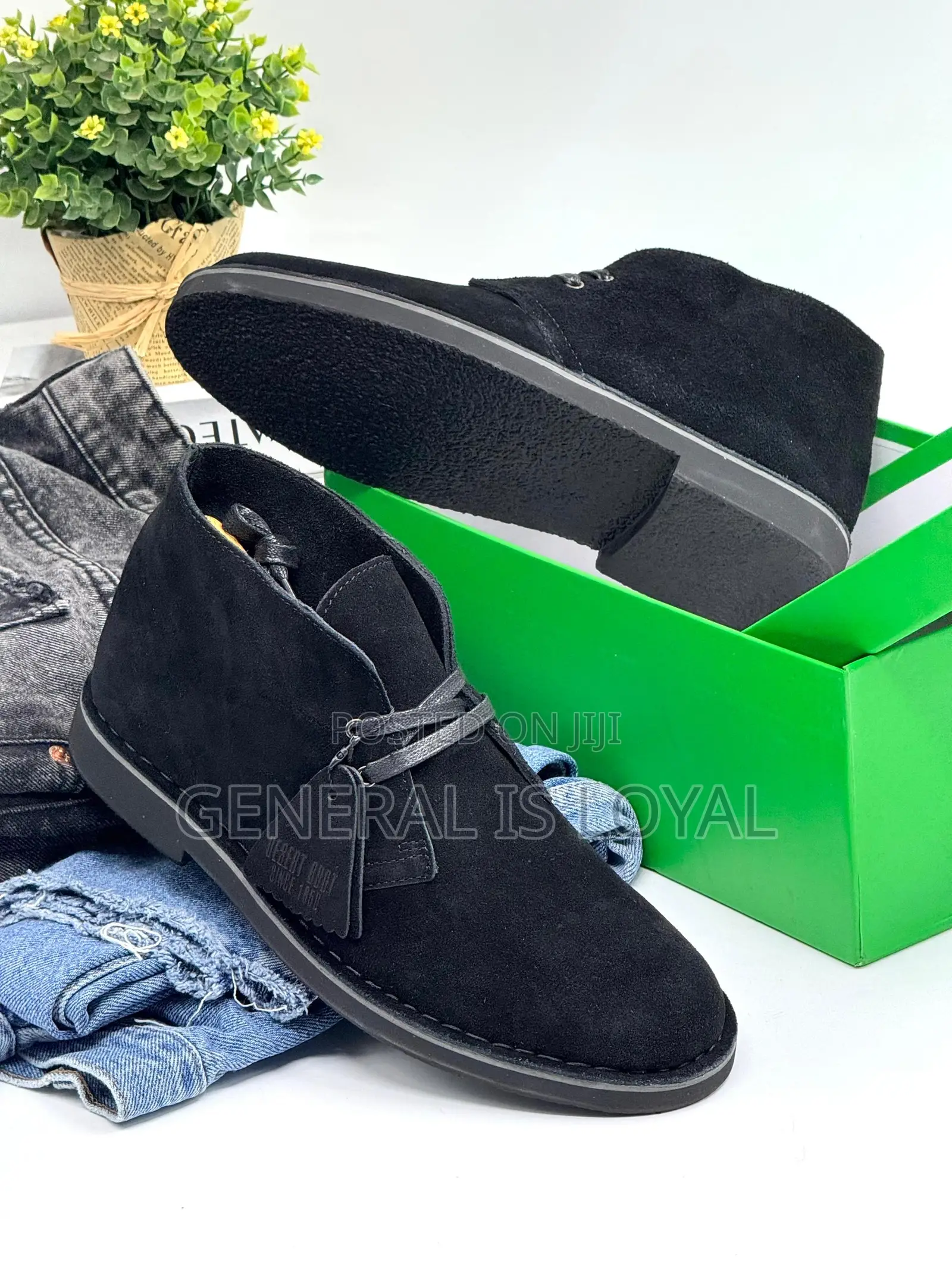 Original Clarks Boot /Black, Grey