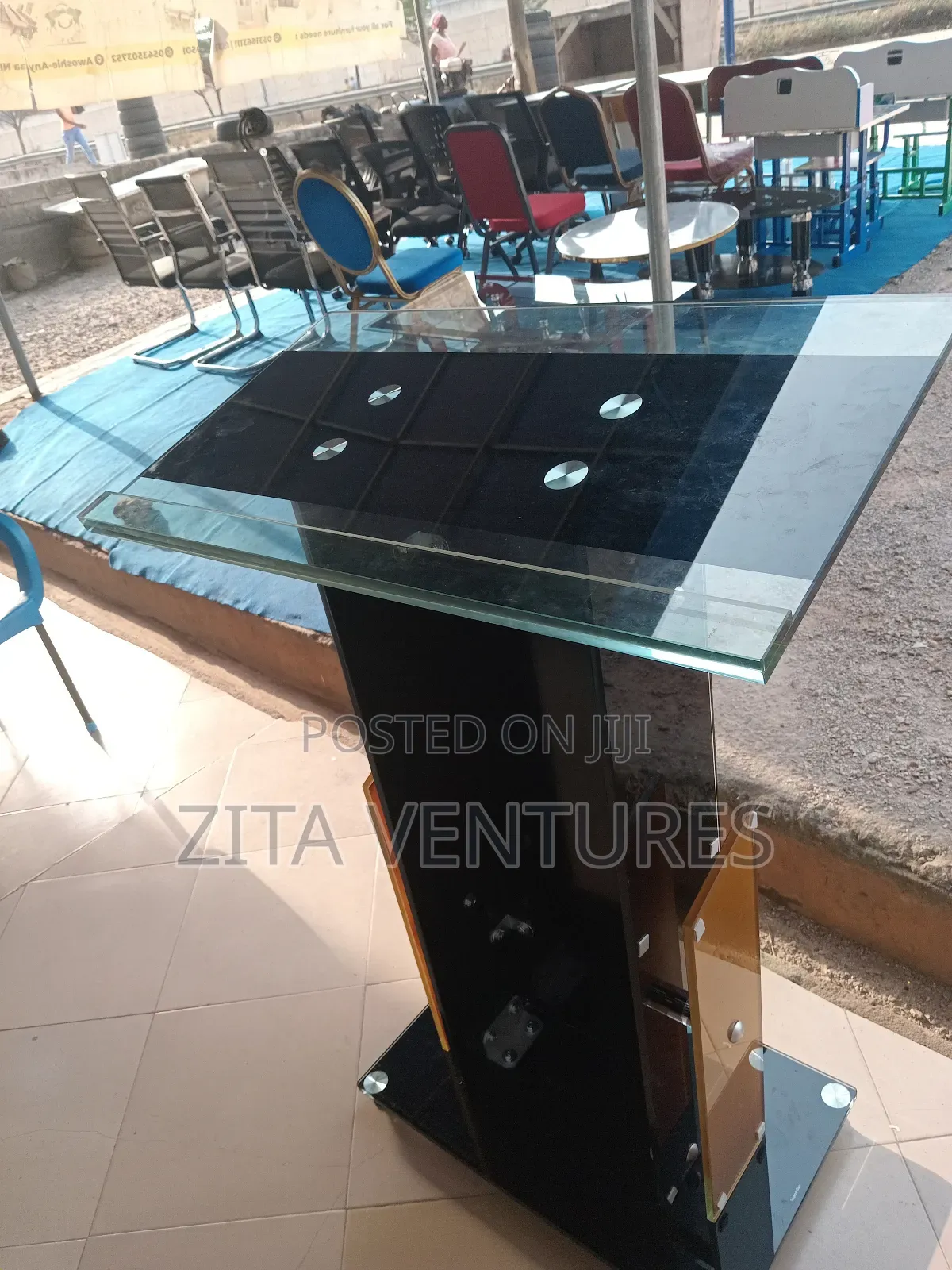 Full Glass Altar