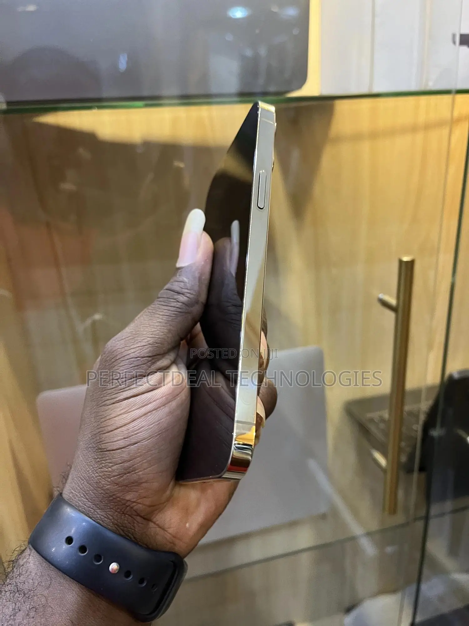 New Apple iPhone 13 Pro Max 256 GB Gold