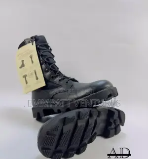 Gibson Black Boot