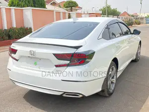 Honda Accord EX-L 2.0T 2018 White