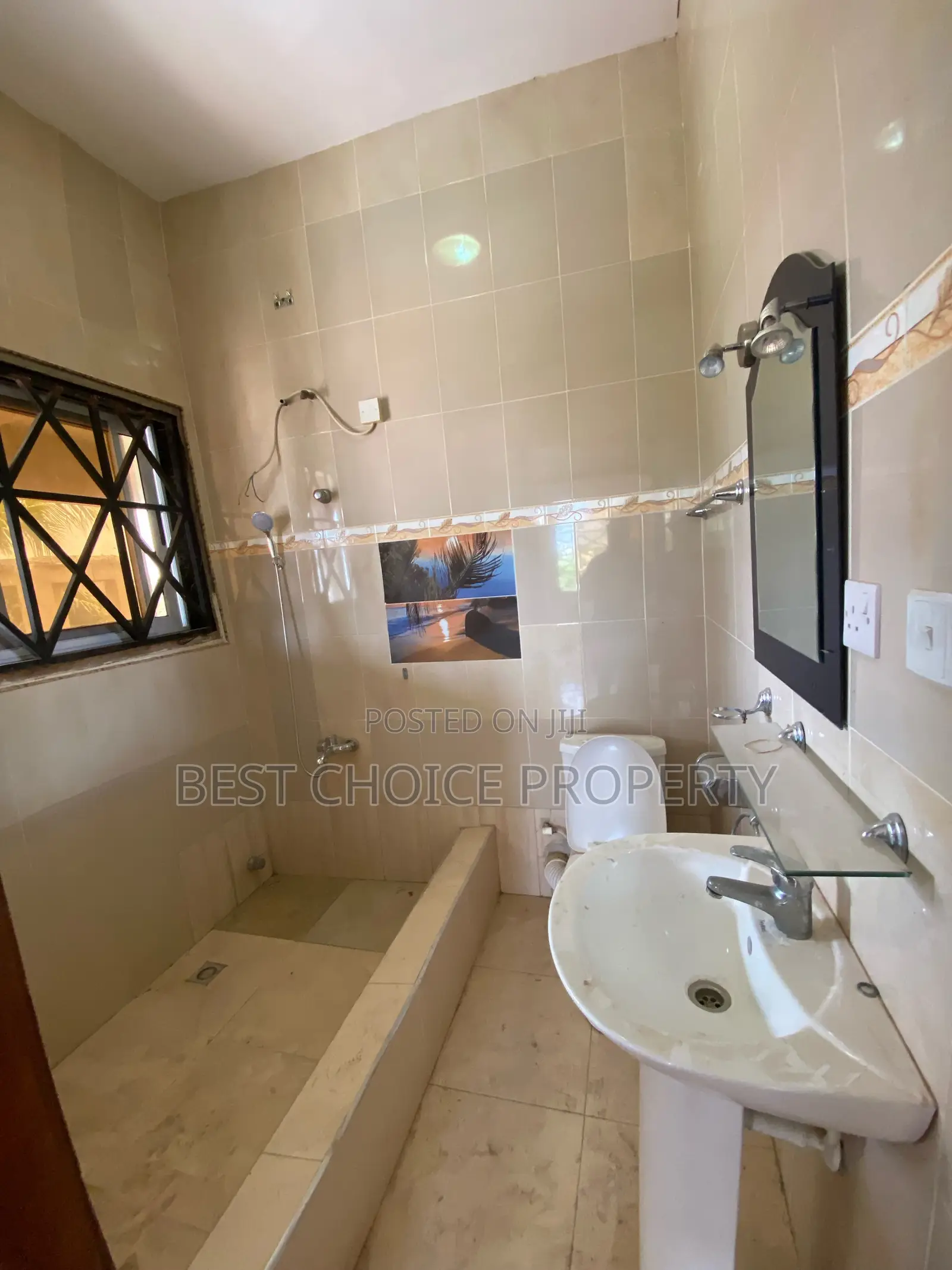 4bdrm Apartment in Oyarifa Ghana Flag for rent