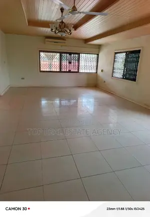 4bdrm House in Ashomang Estate for rent