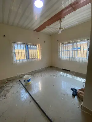 3bdrm Apartment in Oyarifa Ankonam for rent