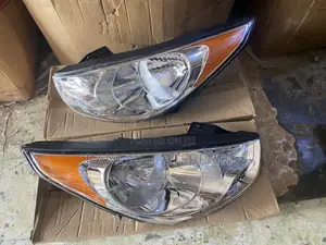 Tucson 2012-2014 Headlight