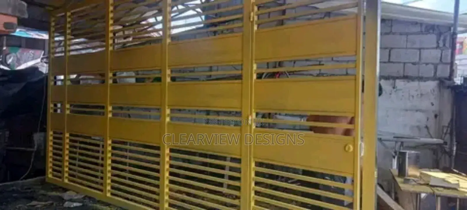 Uniquely Strong Yellow Sliding Gate