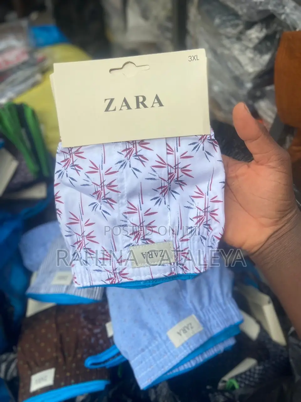 Zara Boxer