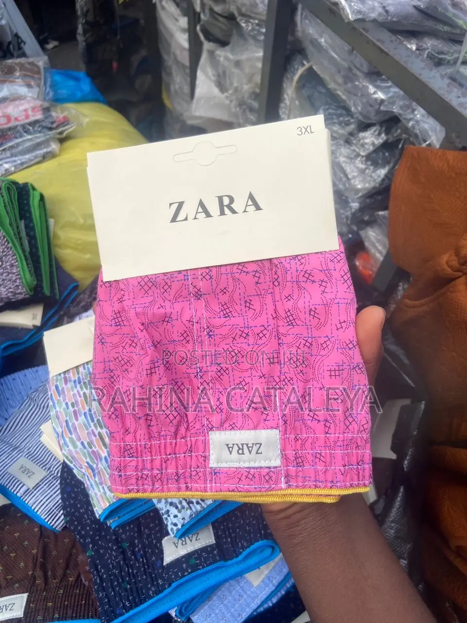 Zara Boxer