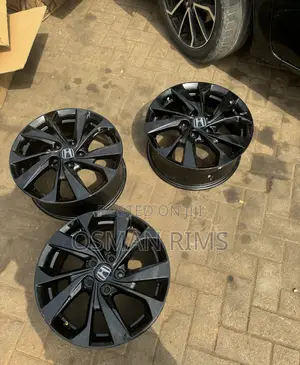 Black Honda Civic Rim