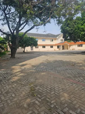 Commercial Property for Rent at Airport