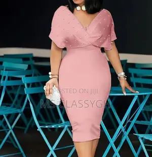 Photo - Sleeved Tube Top v Half-Sleeved Back Zipper Beads Dress
