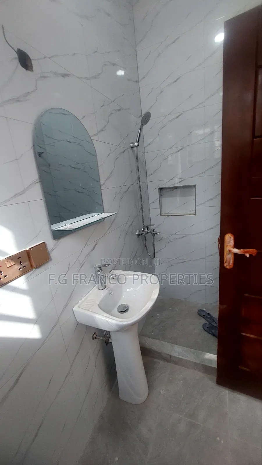2bdrm Apartment in Kg. Franco, Spintex for rent