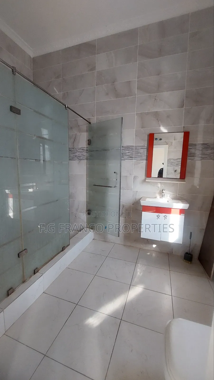 4bdrm House in Kg.Franco Properties, Spintex for rent