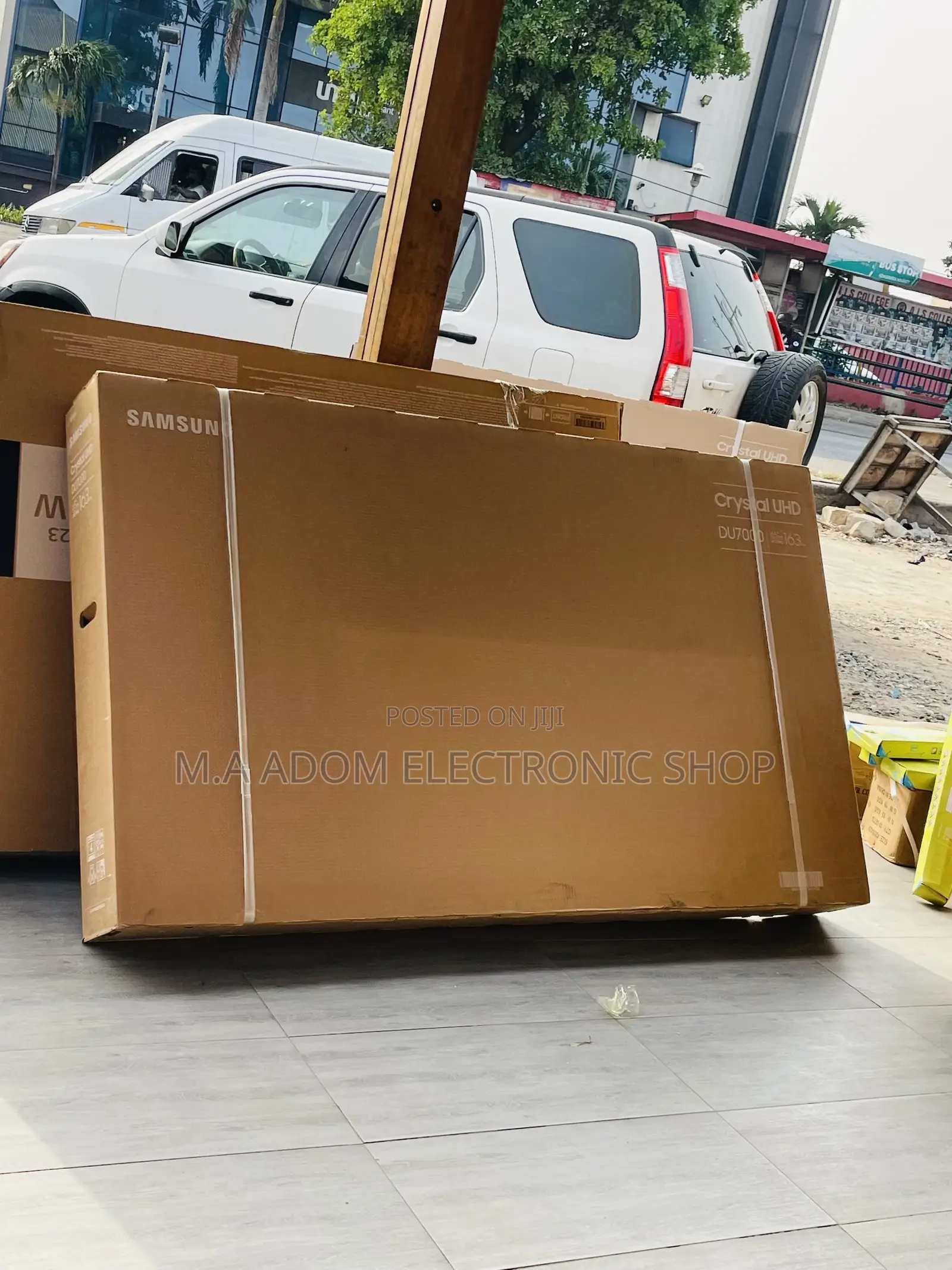 Sealed in Box Samsung 65DU7010 65” Uhd Smart Television.