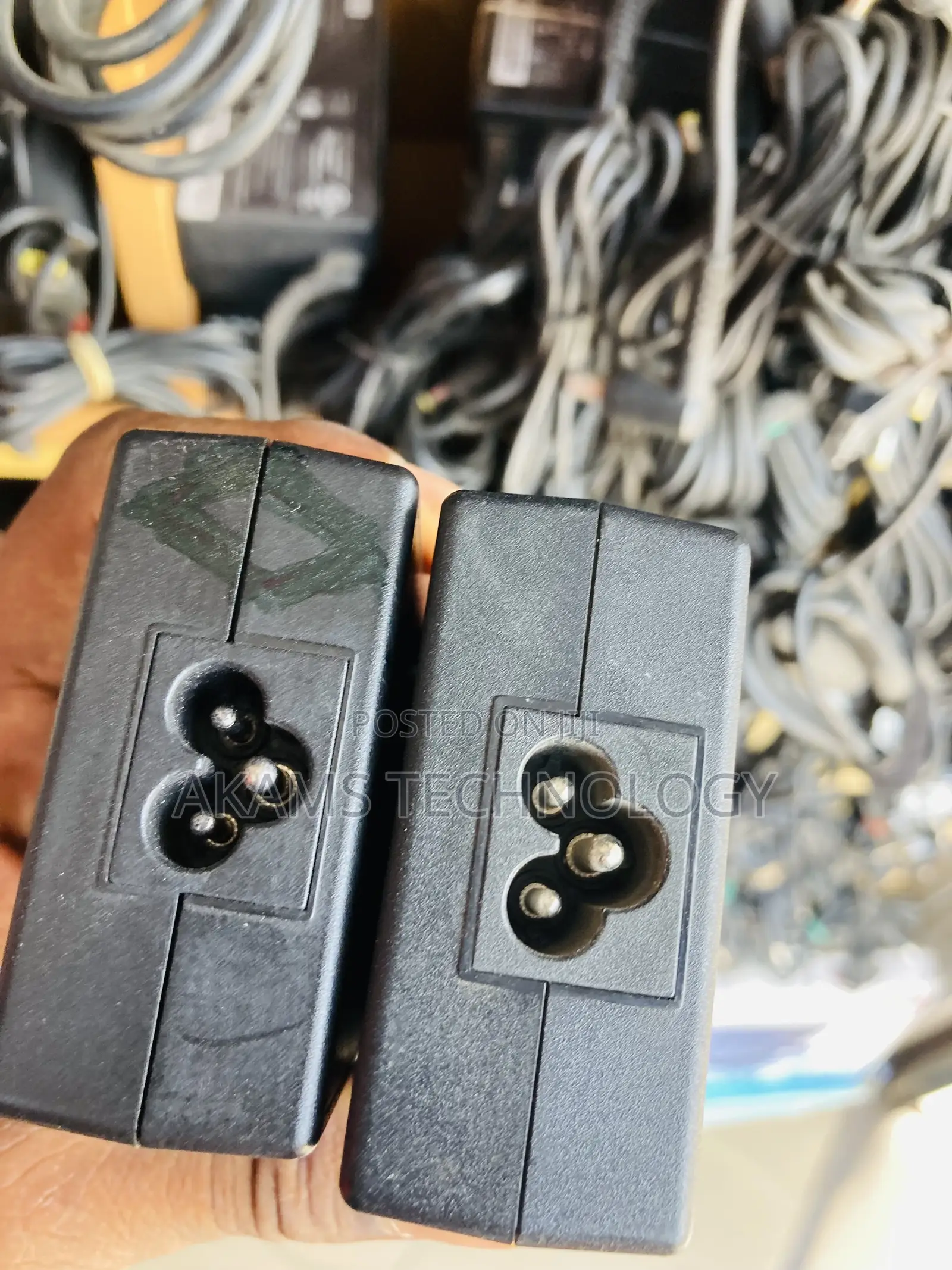 ORIGINAL Lenovo USB Pin Charger