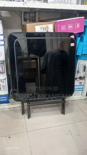 Glass Foldable Table