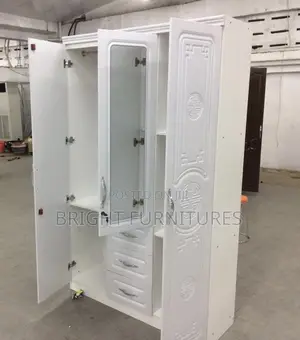 Foreign Three Doors Wardrobe With Mirror
